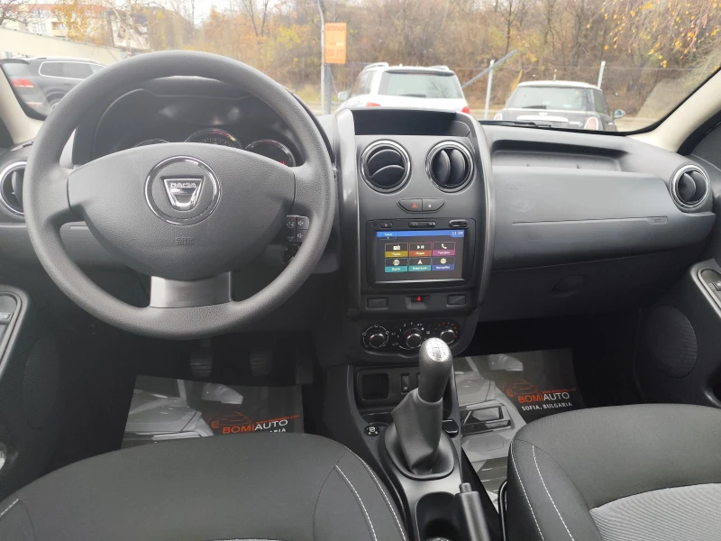 Dacia Duster 1.6i* LPG- ГАЗОВА УРЕДБА* EURO6B* NAVI* , снимка 8 - Автомобили и джипове - 52581592