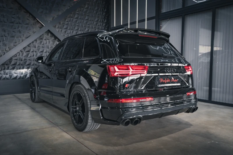 Audi SQ7 ABT EDITION * LED Таван * BOSE * TV * Керамика, снимка 4 - Автомобили и джипове - 52655418