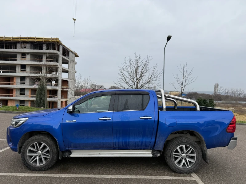 Toyota Hilux 2.4d invincible, снимка 5 - Автомобили и джипове - 53271129