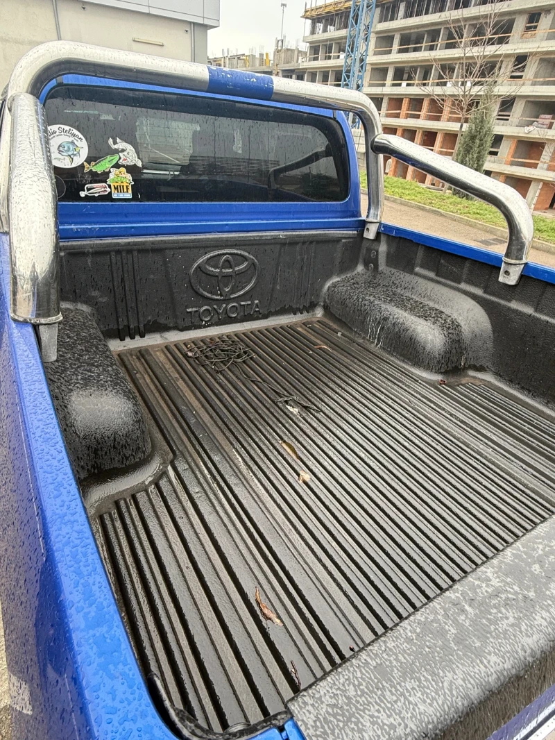 Toyota Hilux 2.4d invincible, снимка 12 - Автомобили и джипове - 53271129