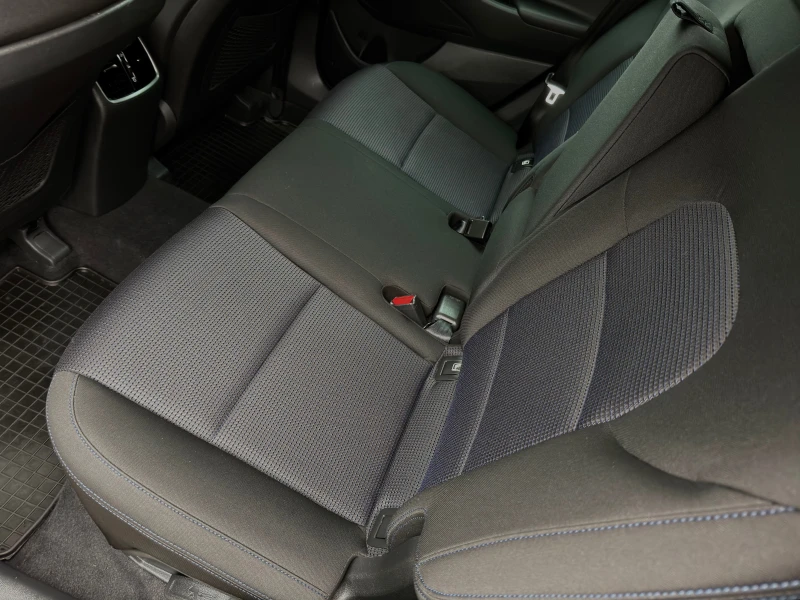 Hyundai Tucson 2.0CRDI/4X4/AВТОМАТ/РЕАЛЕН ДОКАЗЕУМ ПРОБЕГ/ЕВРО6, снимка 11 - Автомобили и джипове - 53271738