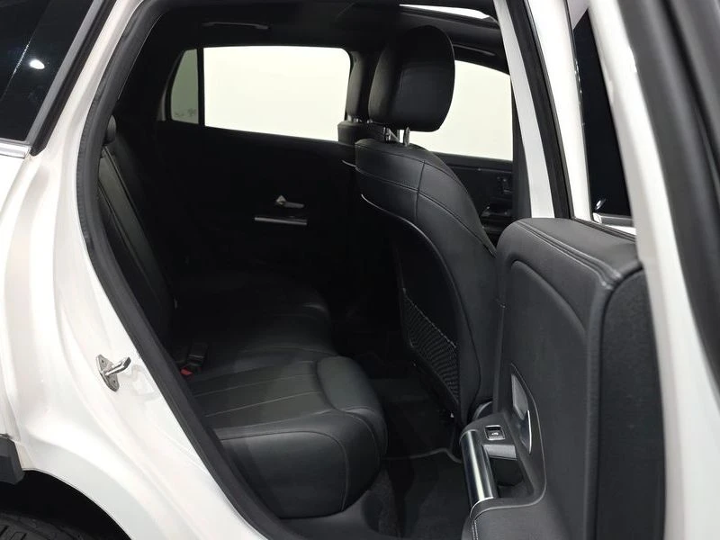 Mercedes-Benz GLA GLA220| 190к.с.| ВКЛ.ТЕХНОТЕСТ, снимка 12 - Автомобили и джипове - 55172380