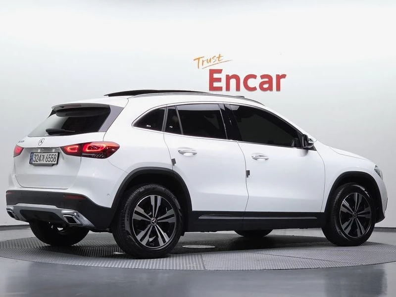 Mercedes-Benz GLA GLA220| 190к.с.| ВКЛ.ТЕХНОТЕСТ, снимка 2 - Автомобили и джипове - 55172380