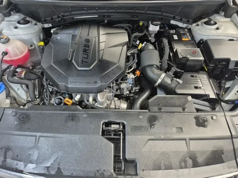 Hyundai Tucson Diesel 2.0 4Wd Modern, снимка 9 - Автомобили и джипове - 56304554