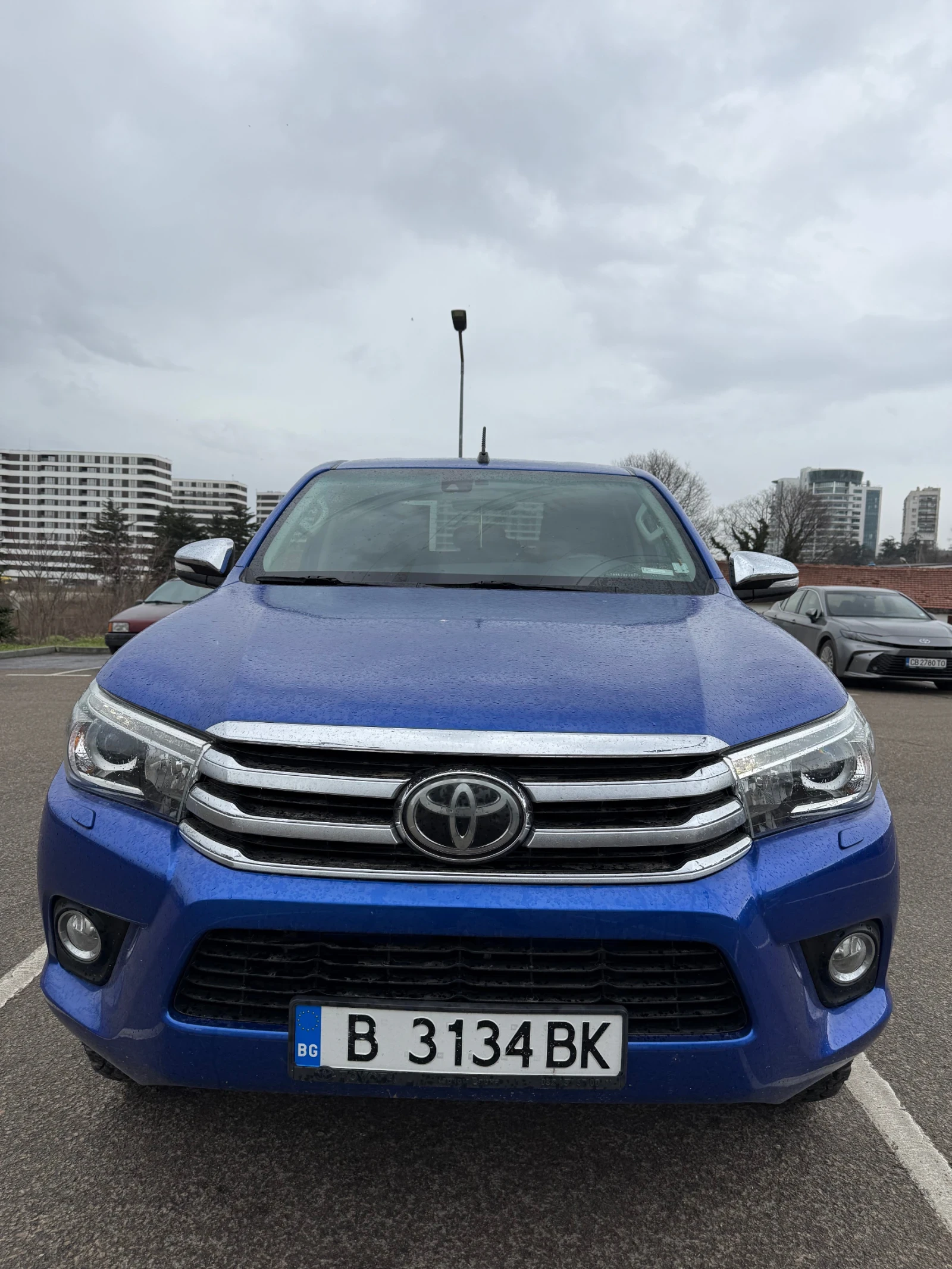 Toyota Hilux 2.4d invincible, снимка 1