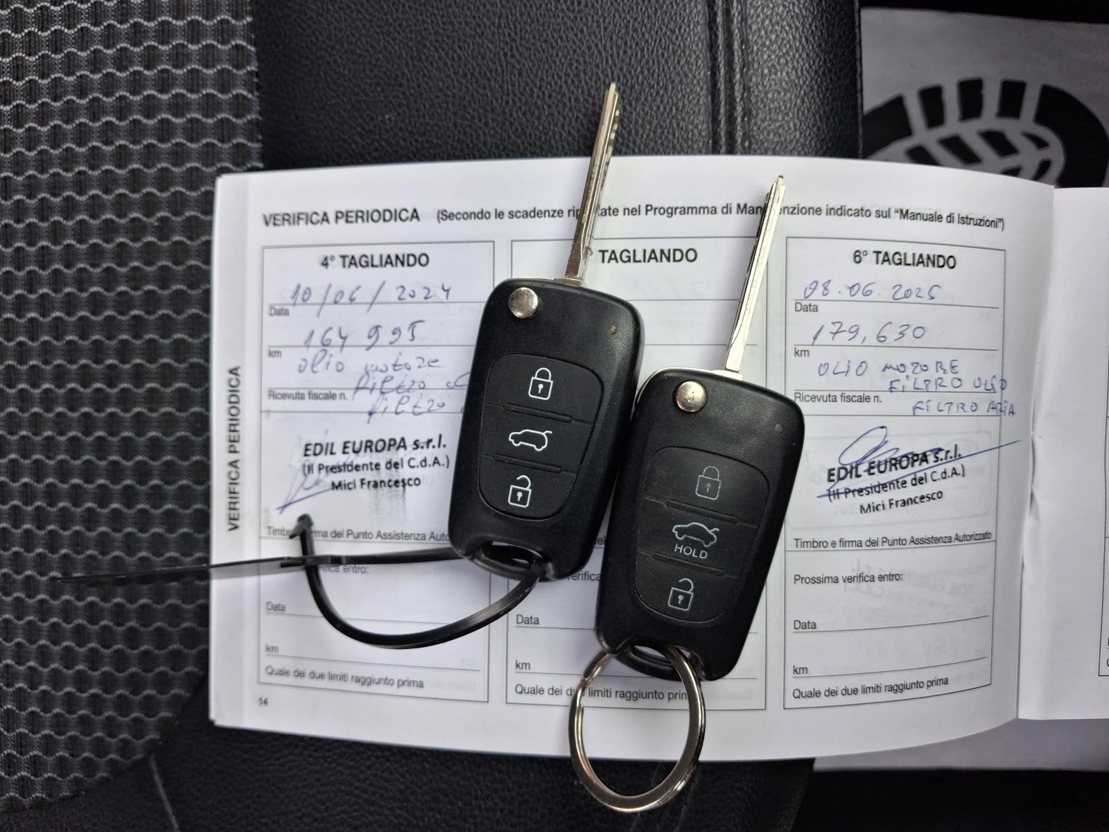 Hyundai IX35 1.7-116к.с ;КОЖА ;АВТОПИЛОТ;ПАНОРАМА, снимка 13 - Автомобили и джипове - 49107010