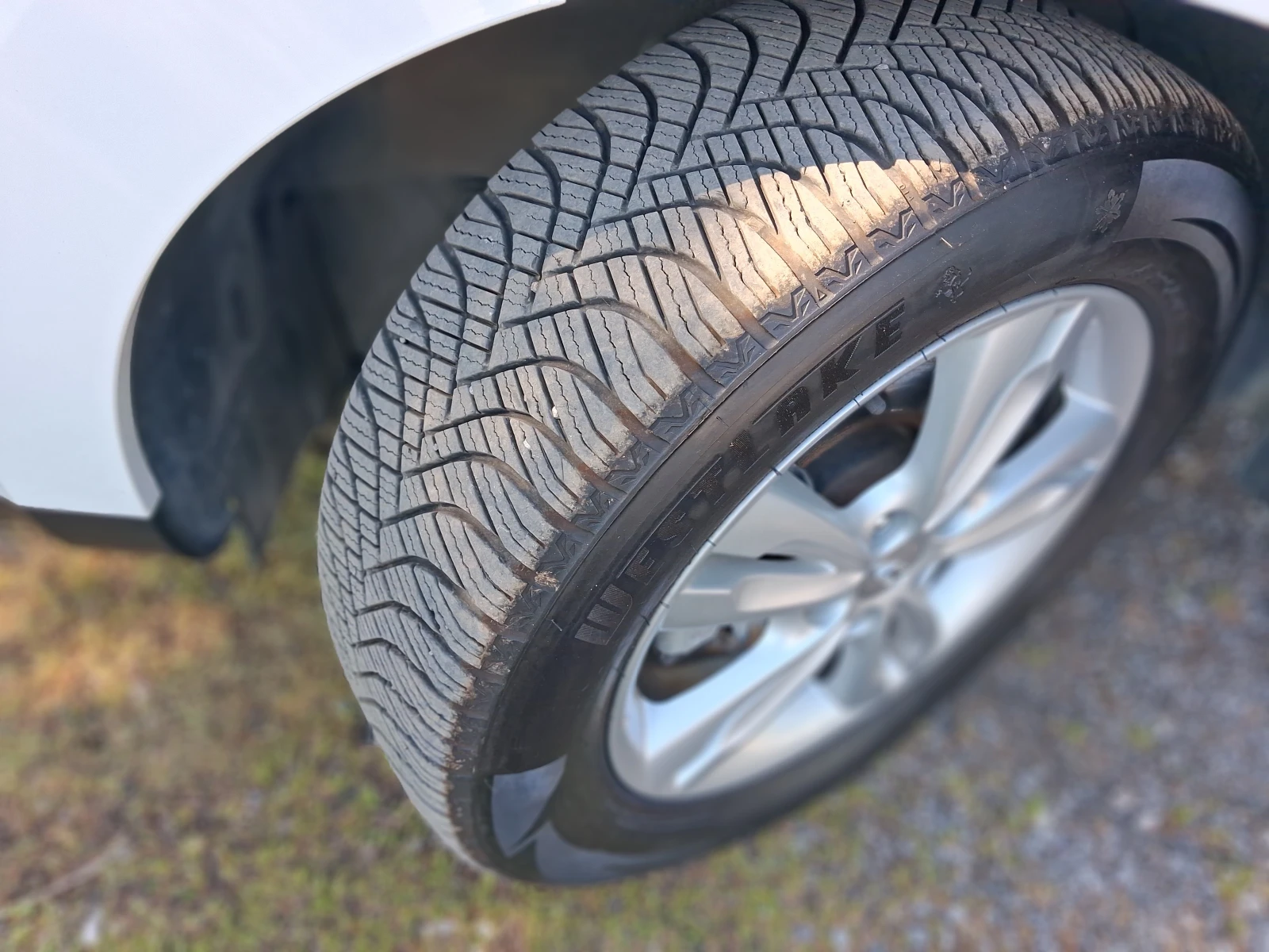 Hyundai IX35 1.7-116к.с ;КОЖА ;АВТОПИЛОТ;ПАНОРАМА, снимка 15 - Автомобили и джипове - 49107010