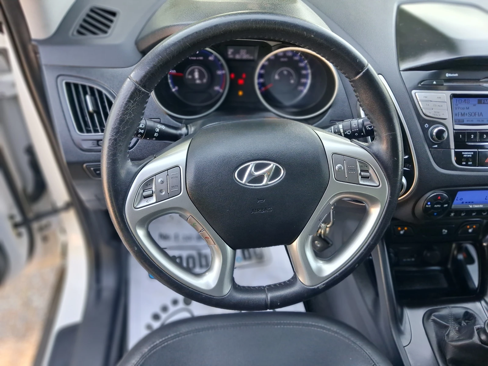 Hyundai IX35 1.7-116к.с ;КОЖА ;АВТОПИЛОТ;ПАНОРАМА, снимка 10 - Автомобили и джипове - 49107010