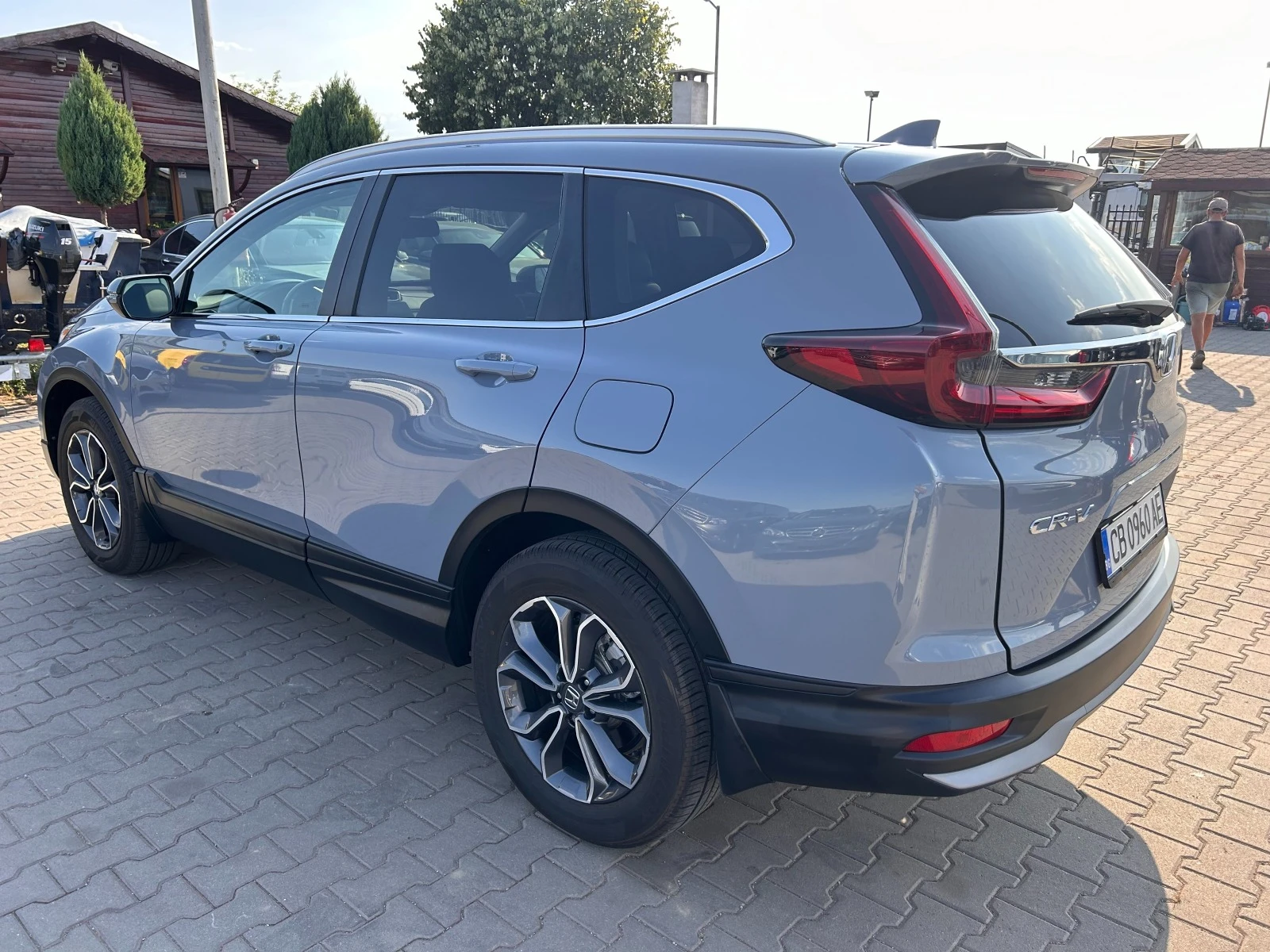 Honda Cr-v 1.5i 4x4 AVTOMAT/KOJA/KAMERA FULL EURO 6 - изображение 8