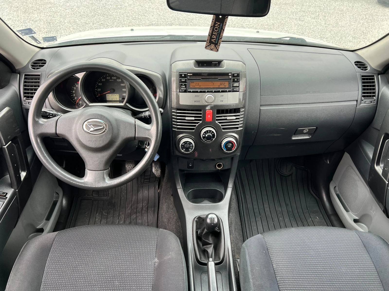 Daihatsu Terios 4X4 ТОП СЪСТОЯНИЕ - изображение 9