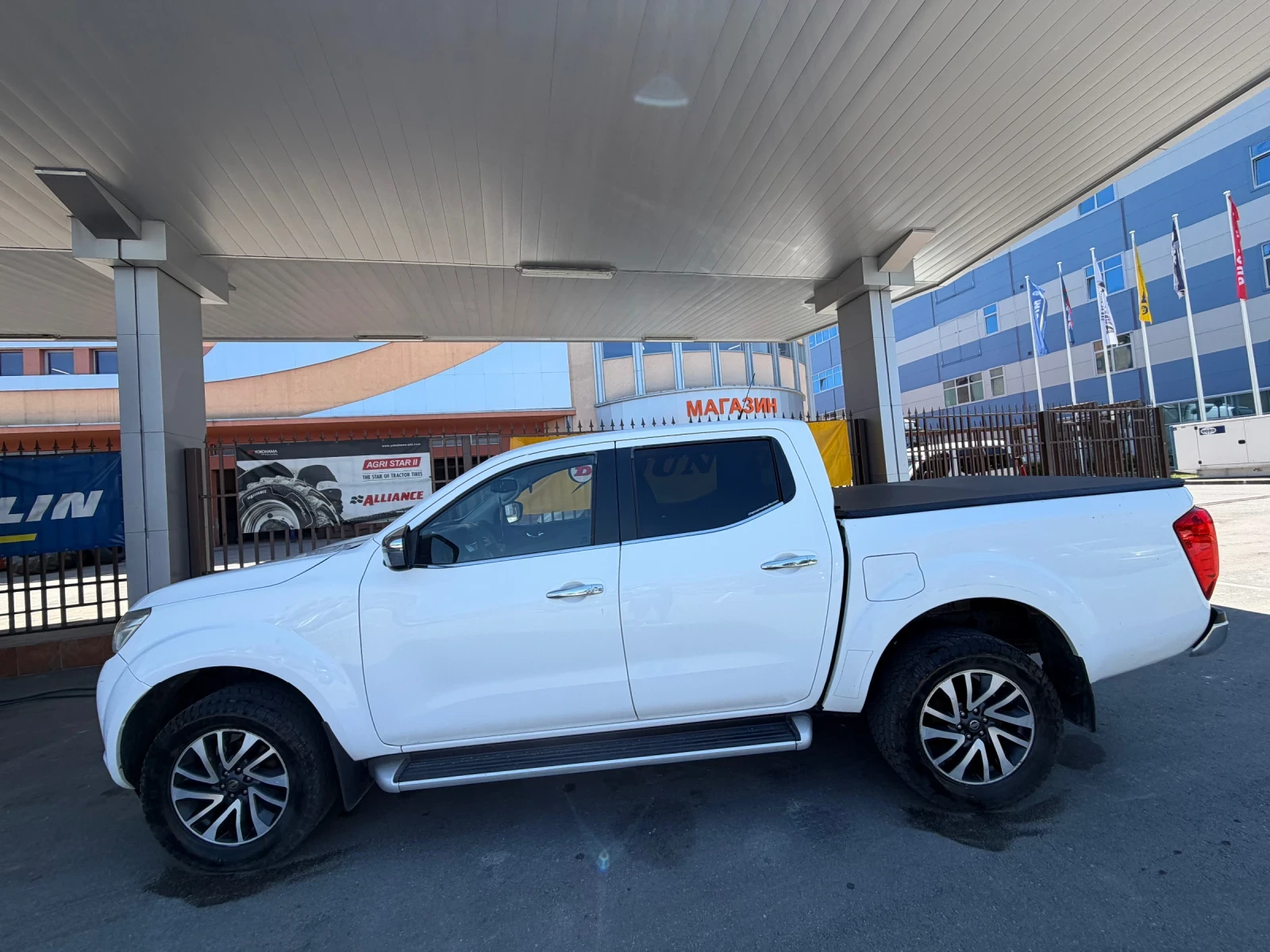 Nissan Navara БАРТЕР* FACE* 190кс* 4х4, снимка 3 - Автомобили и джипове - 52528859