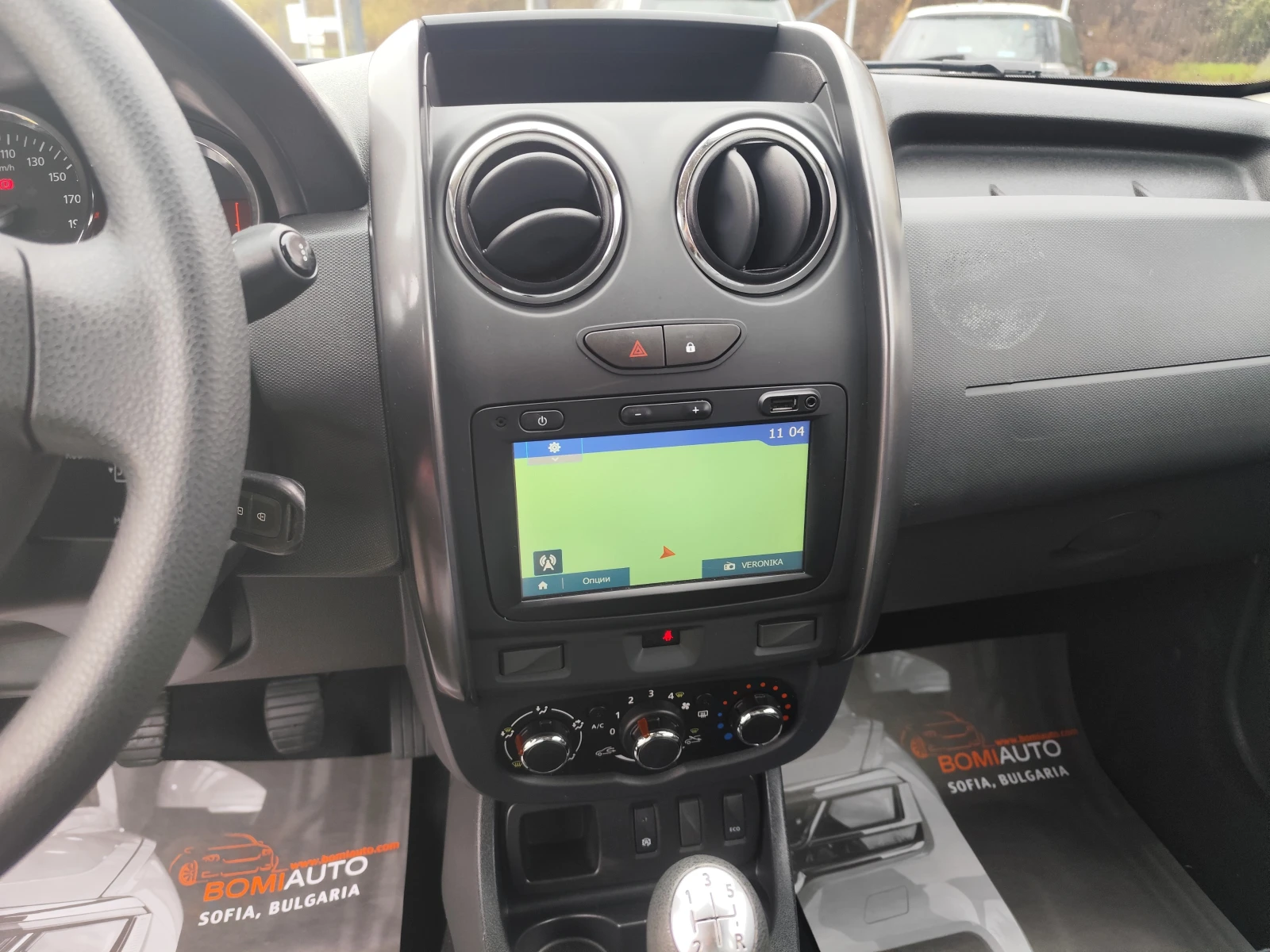 Dacia Duster 1.6i* LPG- ГАЗОВА УРЕДБА* EURO6B* NAVI*  - изображение 9