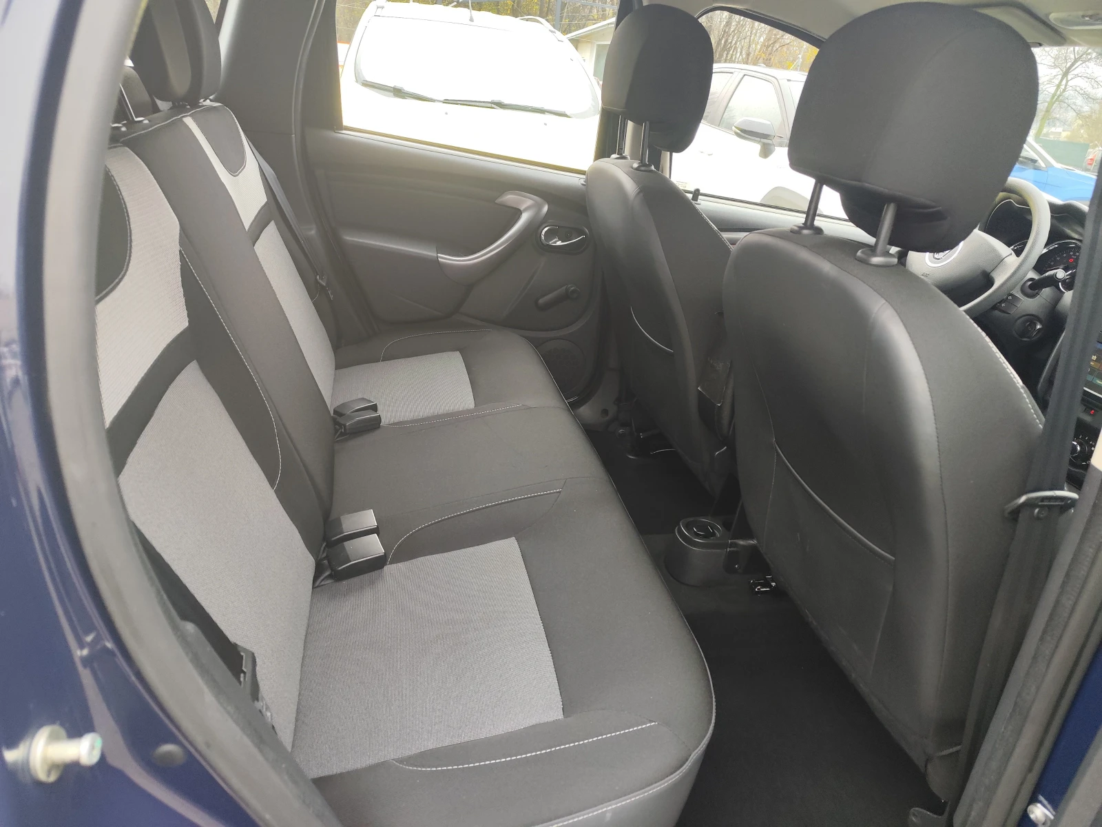 Dacia Duster 1.6i* LPG- ГАЗОВА УРЕДБА* EURO6B* NAVI*  - изображение 10