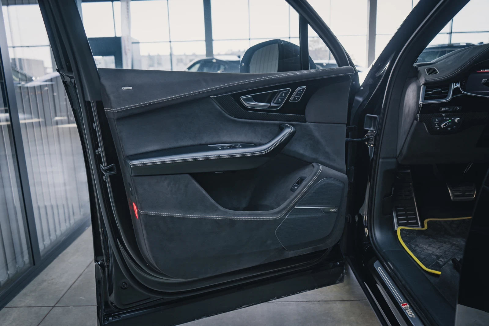 Audi SQ7 ABT EDITION * LED  * BOSE * TV *  | Mobile.bg   14