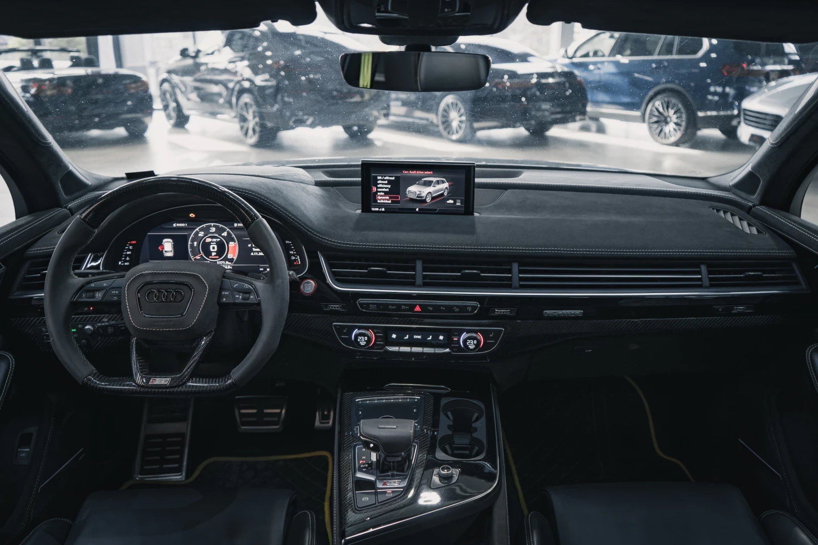 Audi SQ7 ABT EDITION * LED Таван * BOSE * TV * Керамика - изображение 6