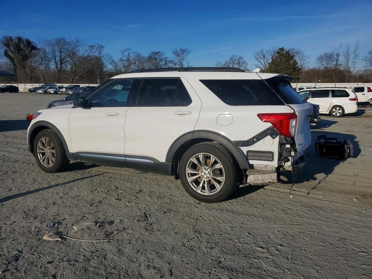 Ford Explorer 2.3l Xlt, снимка 2 - Автомобили и джипове - 53938828