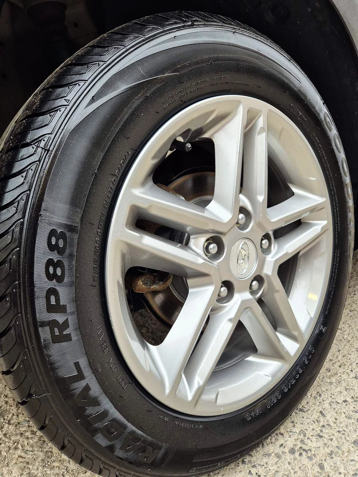 Hyundai Kona 2.0 АВТОМАТИК ВЪЗМОЖНОСТ ЗА ГАЗОВА УРЕДБА, снимка 16 - Автомобили и джипове - 54031501