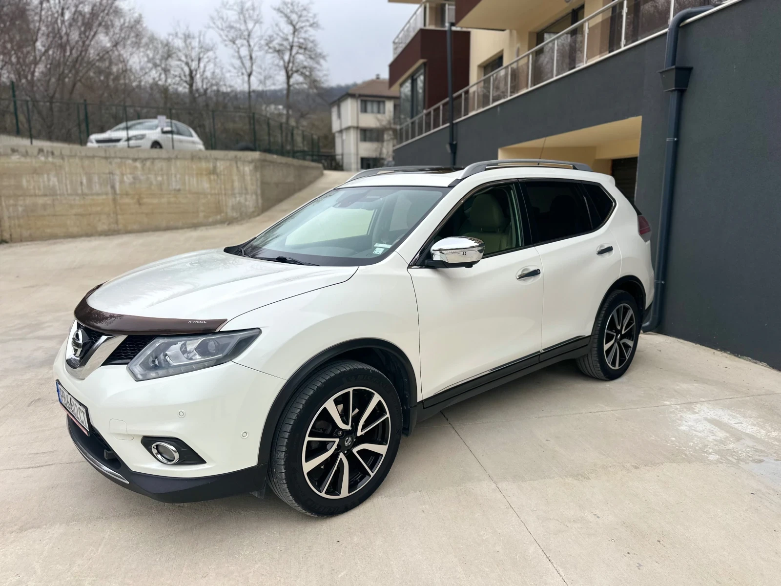 Nissan X-trail 2.0D 177 к.с 4х4