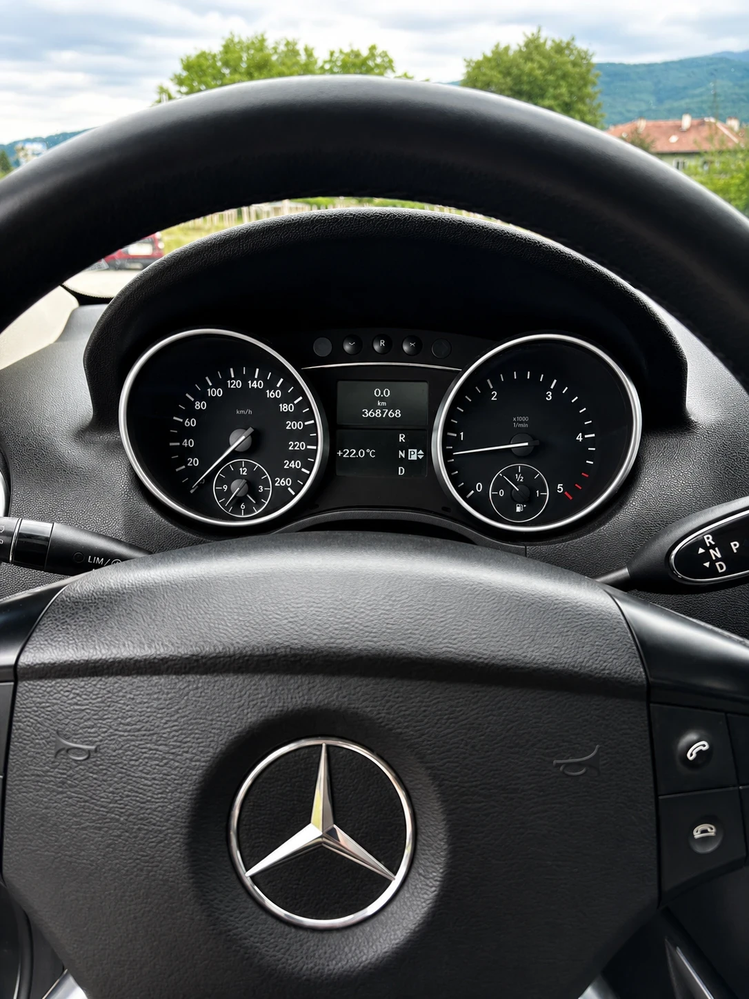 Mercedes-Benz ML 320 Mercedes-Benz ML320 /4MATIC/ НА ПРУЖИНИ, снимка 6 - Автомобили и джипове - 54634589