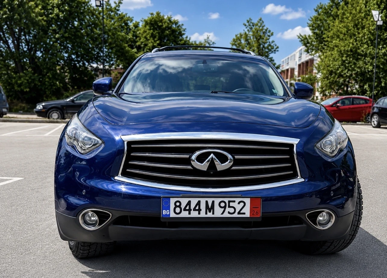 Infiniti Fx 35, снимка 3 - Автомобили и джипове - 54778576