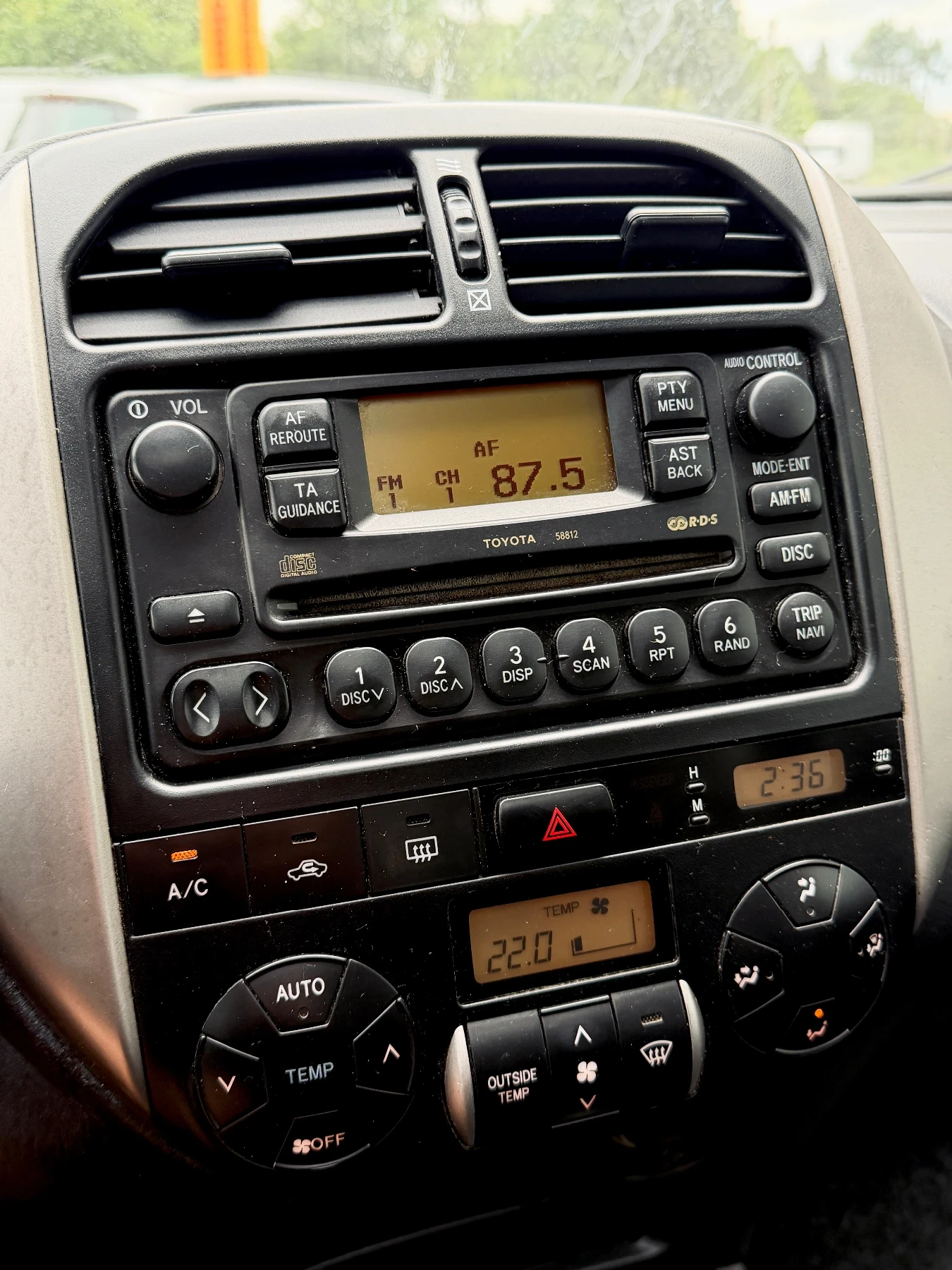 Toyota Rav4 2.0D-4D / FACELIFT, снимка 8 - Автомобили и джипове - 54878851