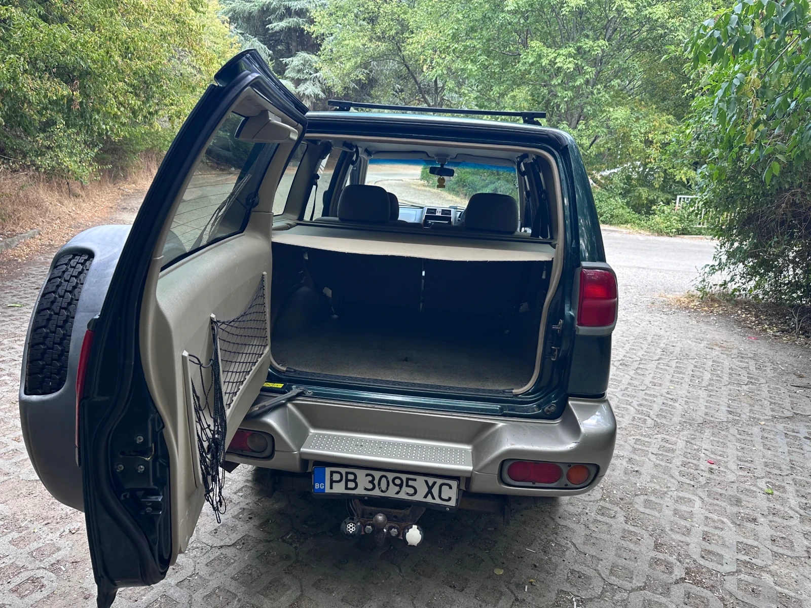 Nissan Terrano, снимка 8 - Автомобили и джипове - 55618265