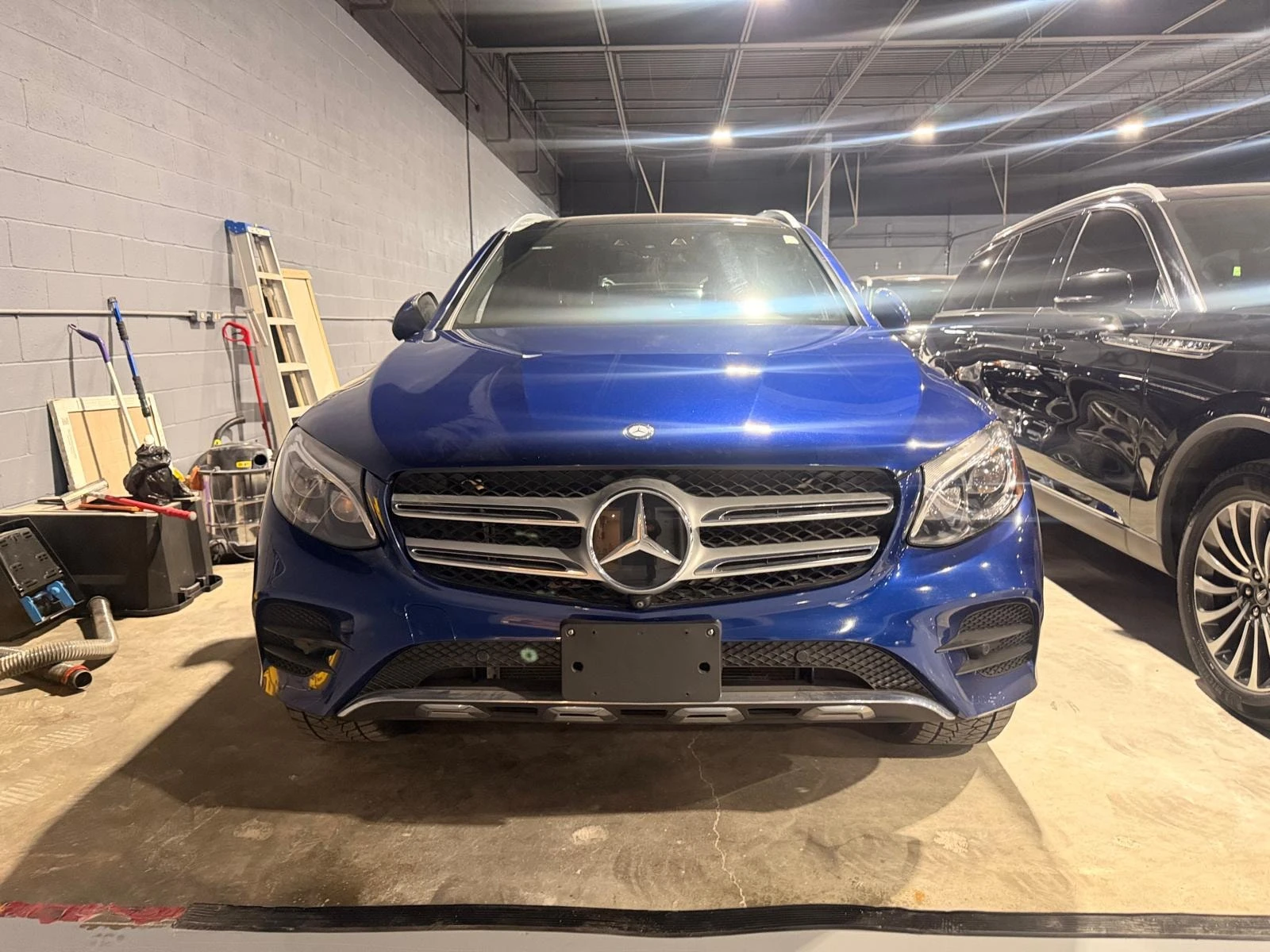 Mercedes-Benz GLC * 300 * CARFAX * ЦЕНА ДО БГ, снимка 5 - Автомобили и джипове - 55902674