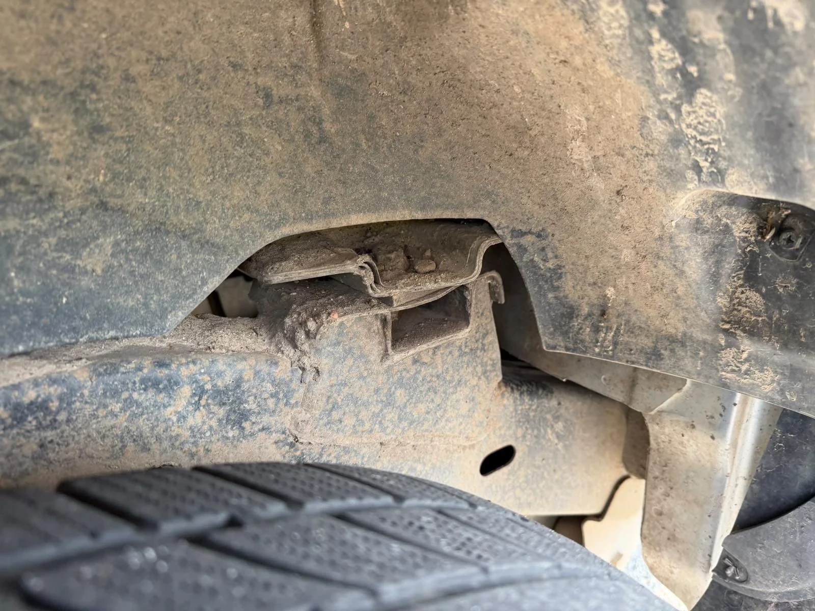 Isuzu D-max Пикап, снимка 11 - Автомобили и джипове - 56408309