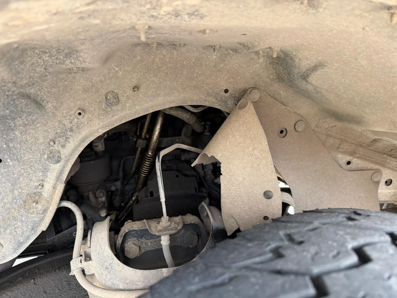 Isuzu D-max Пикап, снимка 5 - Автомобили и джипове - 56408309