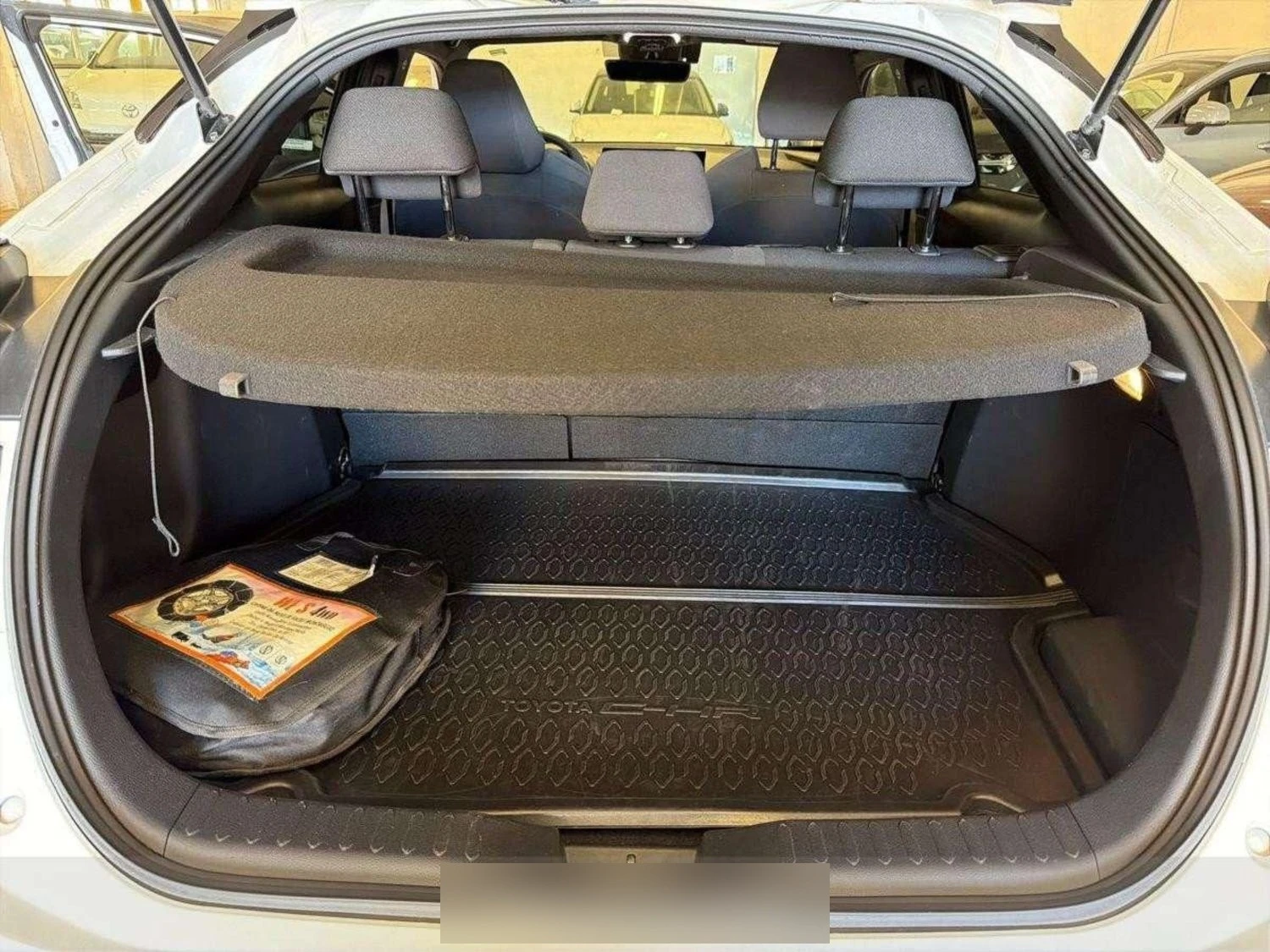 Toyota C-HR Trend - 2.0 Plug-in Hybrid - 223 �� - ����������� | Mobile.bg � ����������� 9