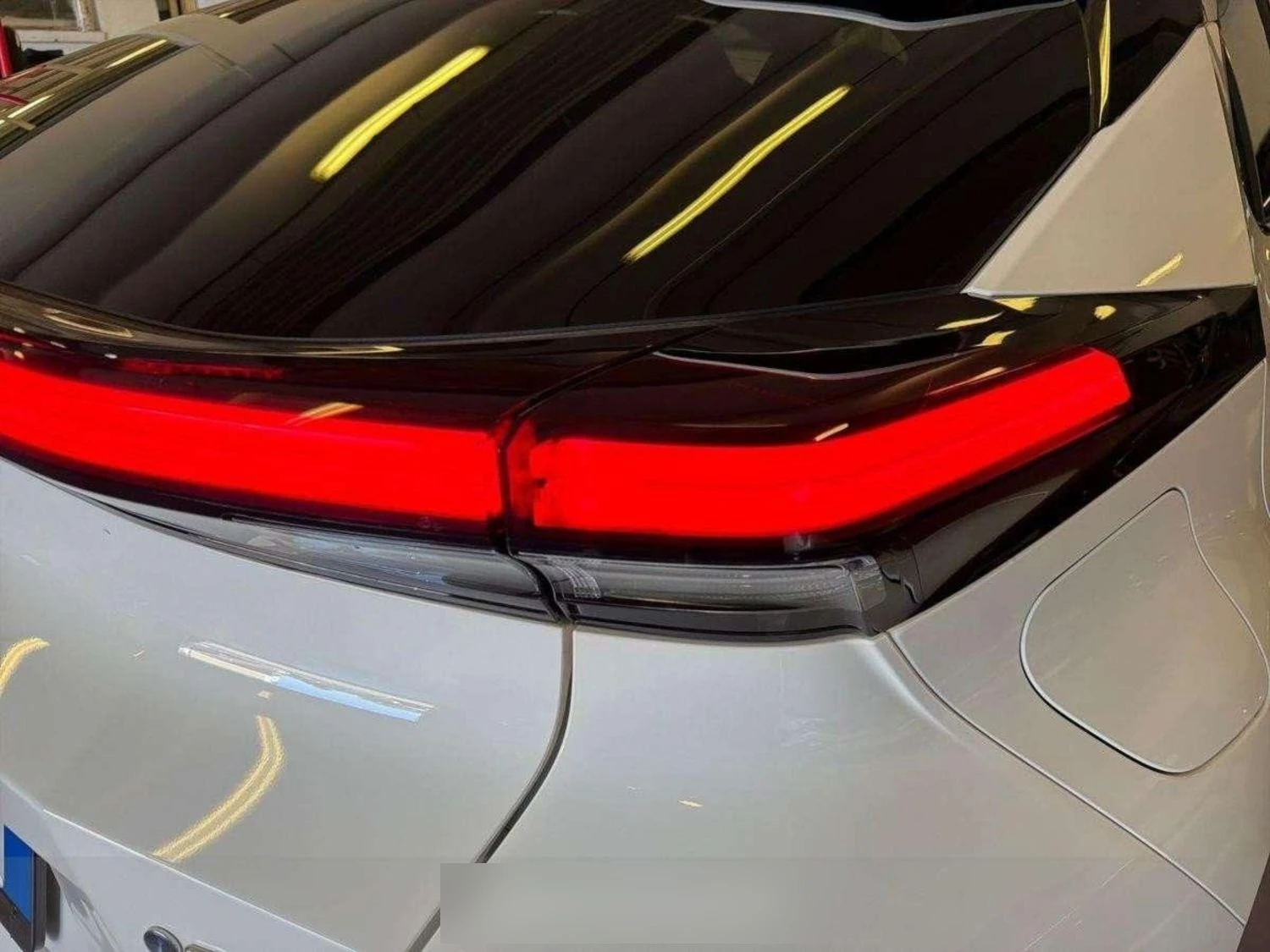 Toyota C-HR Trend - 2.0 Plug-in Hybrid - 223 �� - ����������� | Mobile.bg � ����������� 8