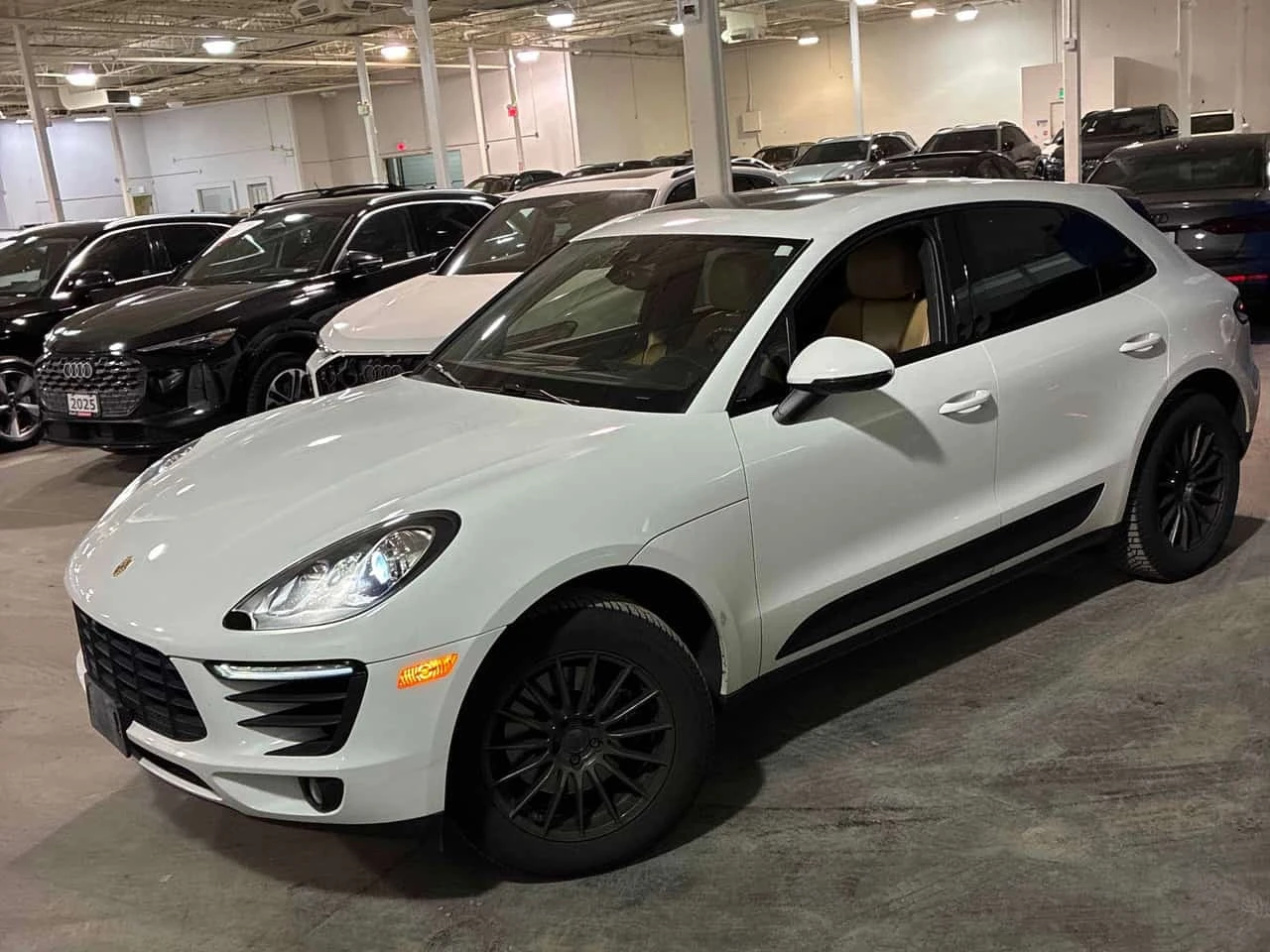 Porsche Macan * AWD * CARFAX * ОТ ПРЕДСТАВИТЕЛСТВО * 