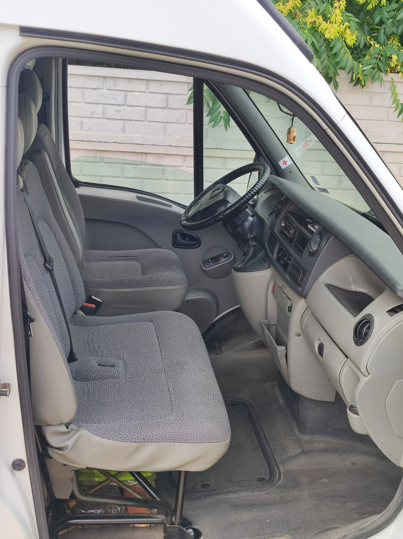 Renault Master 2, 5CDTI 115кс L2H2  - изображение 10