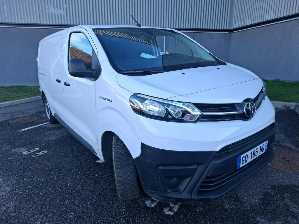 Toyota Proace 75 kWh Dynamic, снимка 2 - Бусове и автобуси - 54065125