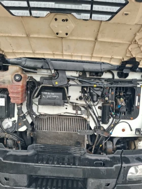 Renault Midlum Тристранна щора, снимка 3