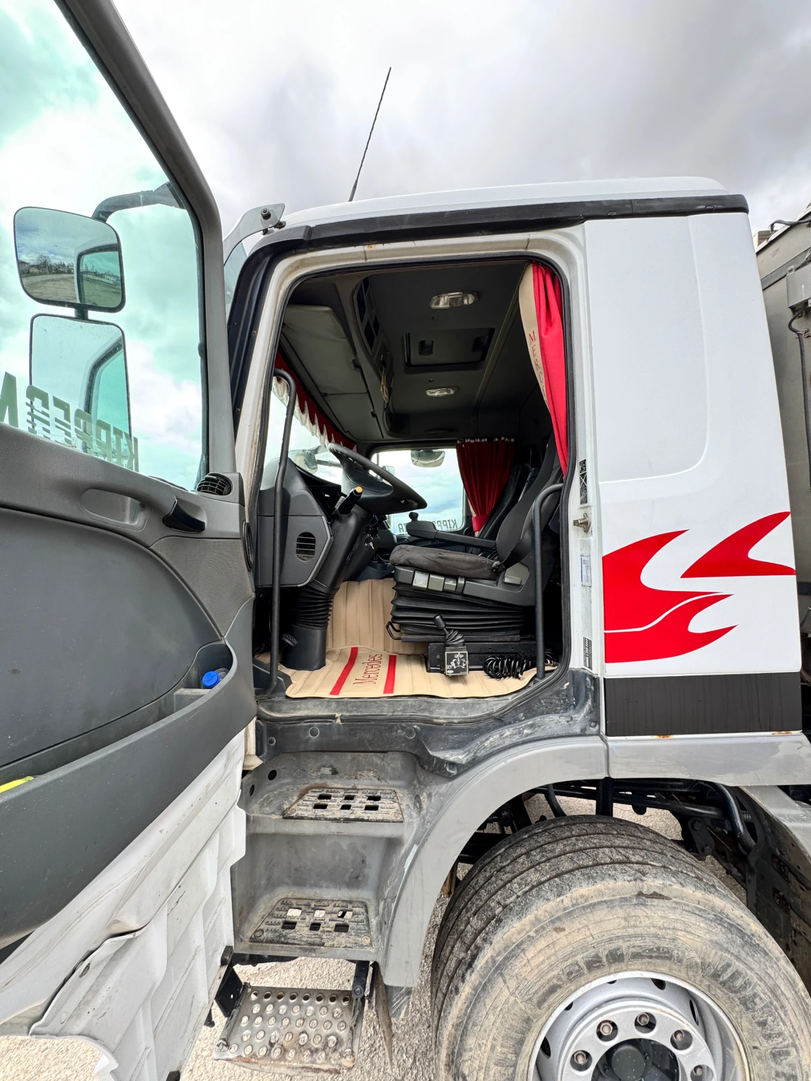 Mercedes-Benz Actros 4144, снимка 11 - Камиони - 54079775