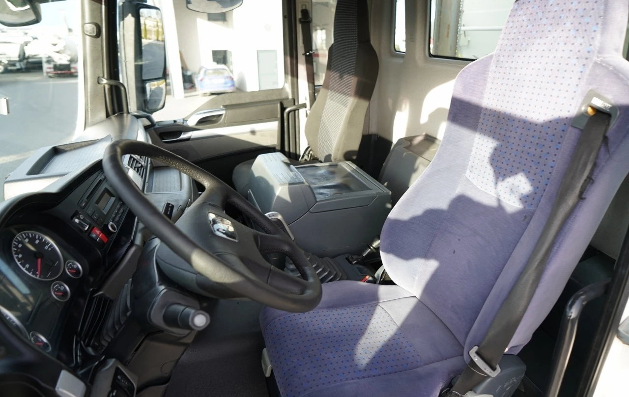 Man Tgs 35.440* ЛИЗИНГ* 8x4* РЪЧНА КУТИЯ* ХИДРОКЛАПАН, снимка 9 - Камиони - 56261388