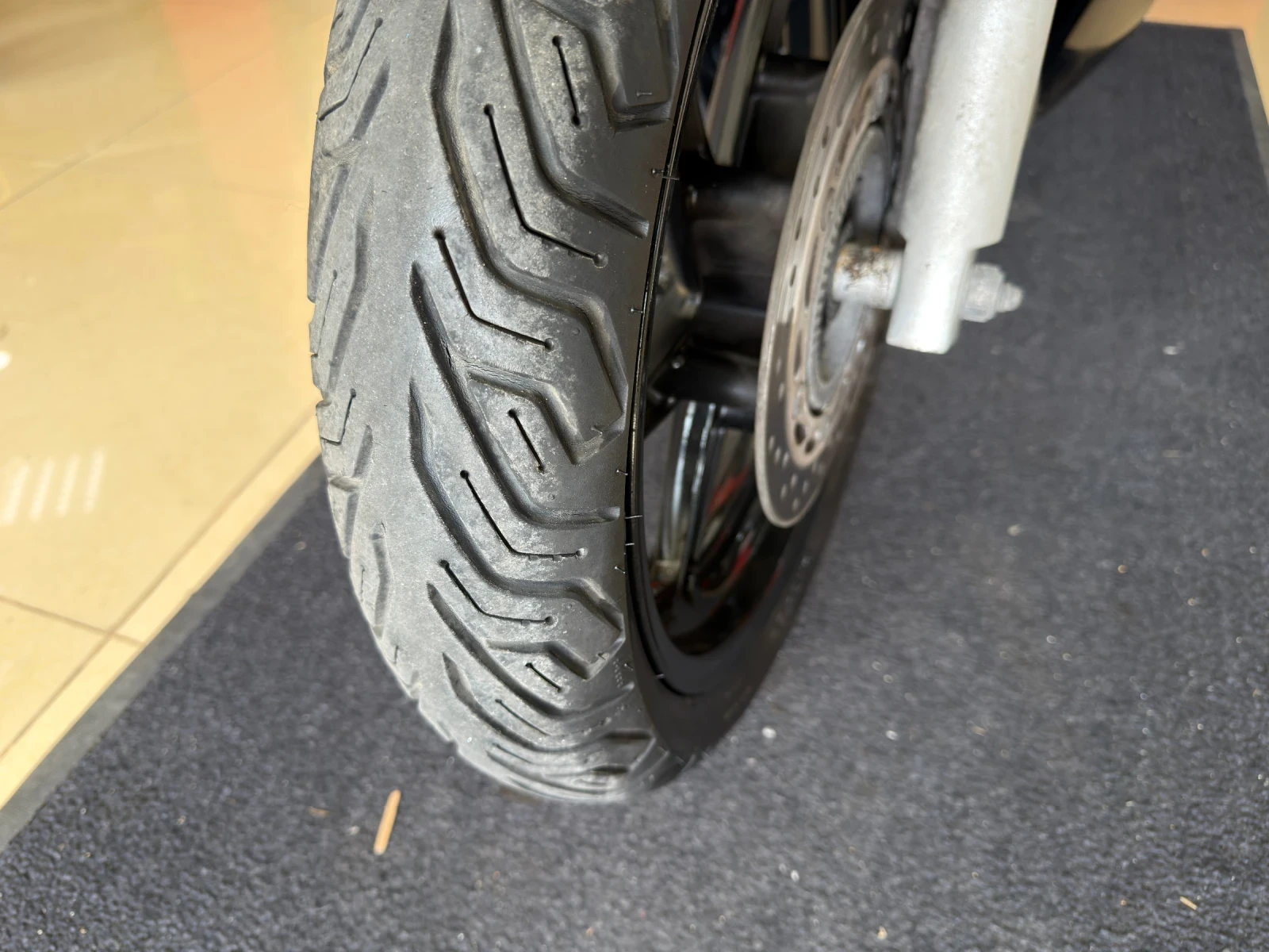 Honda Sh 300 ABS, снимка 9 - Мотоциклети и мототехника - 54200719