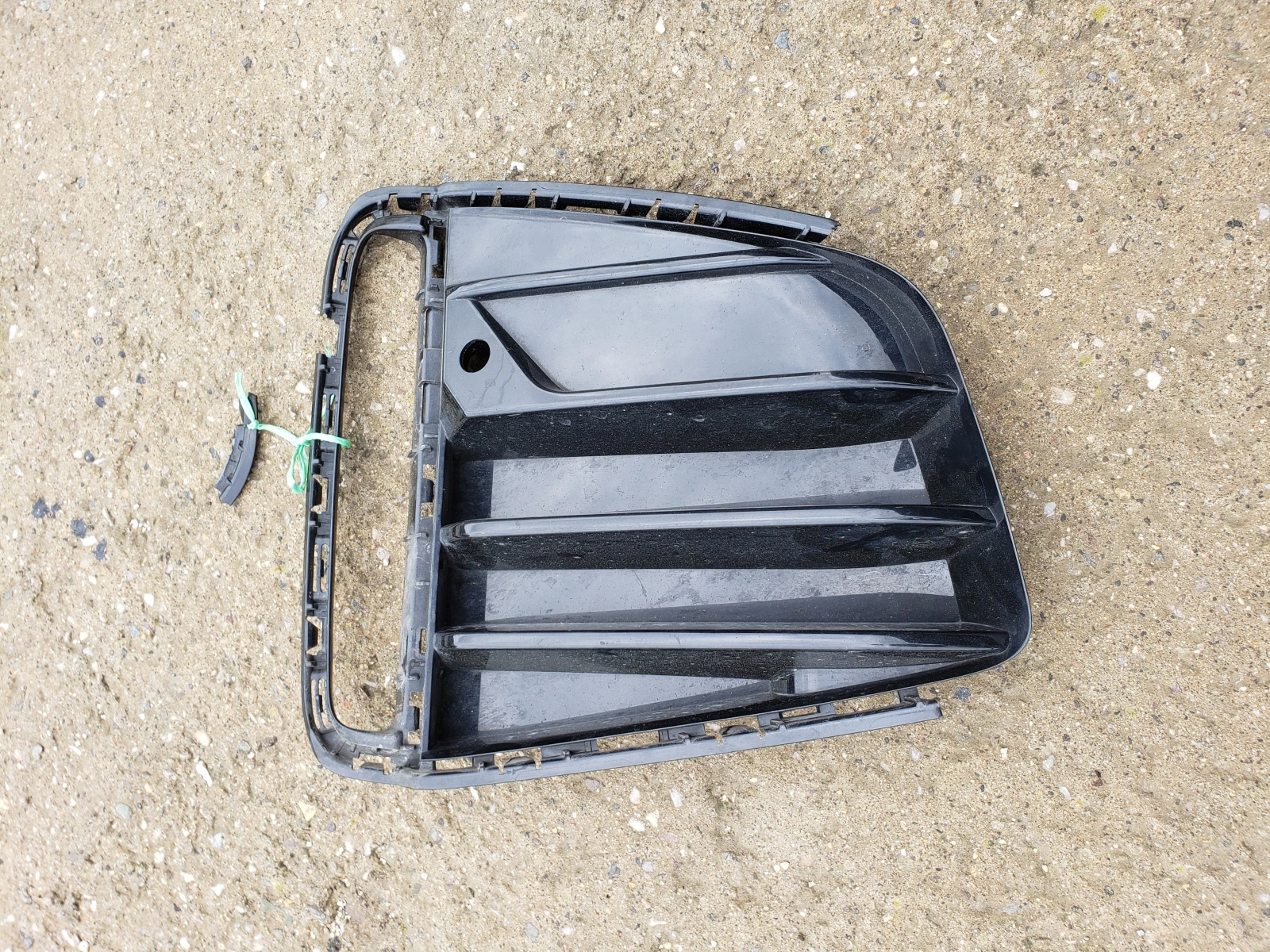 Оригинална броня за BMW I4 G26...51118078573....8738571....., снимка 13 - Части - 54364234
