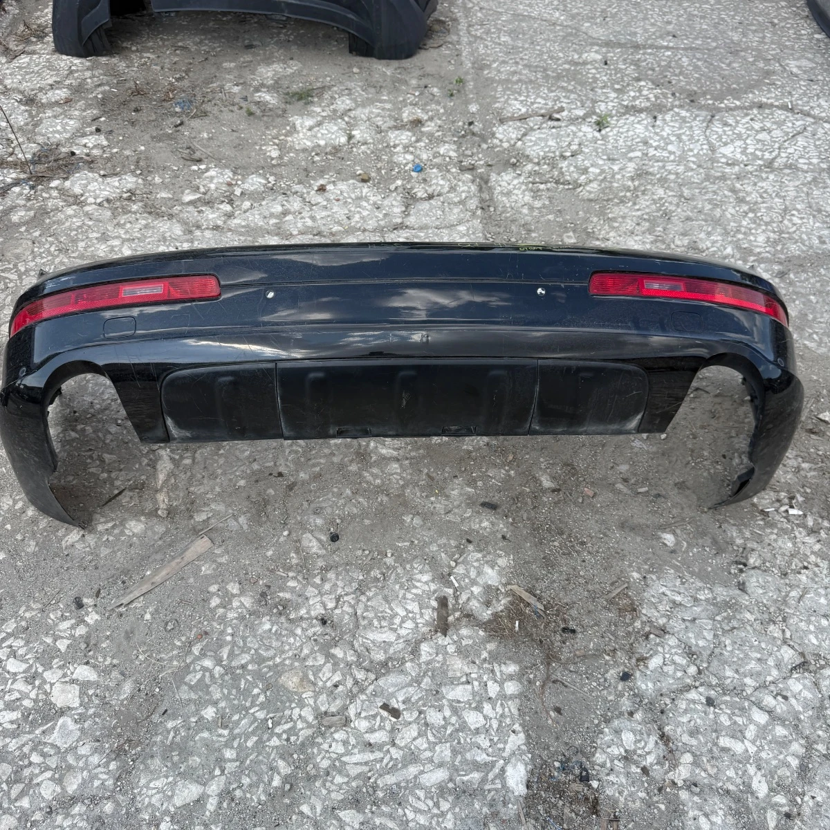 Задна броня за Audi Q7 4L S-line с отвор за теглич 4L0807511B ном 35 4L0807511B-
