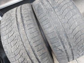Гуми Зимни 235/40R19, снимка 1