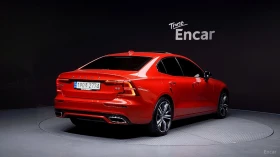 Volvo S60 R-Design* DISTRONIC* ПОДГРЕВ* ОБДУХВАНЕ* HUD* , снимка 3
