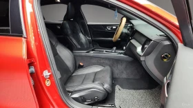 Volvo S60 R-Design* DISTRONIC* ПОДГРЕВ* ОБДУХВАНЕ* HUD* , снимка 9