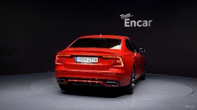 Volvo S60 R-Design* DISTRONIC* ПОДГРЕВ* ОБДУХВАНЕ* HUD* , снимка 4