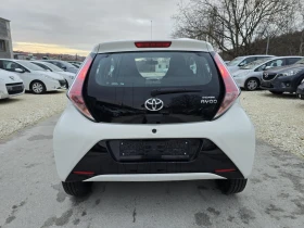 Toyota Aygo 1.0Бензин - 69к.с., снимка 8