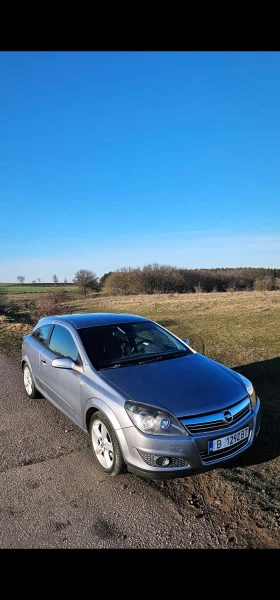 Opel Astra 1.9 GTC, снимка 4