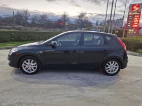 Hyundai I30 2.0I-143кс./Бензин/Нави - 4000 € / 7823.32 лв. - 95893436 2