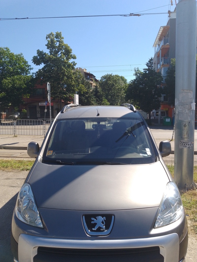 Peugeot Partner Tepee, снимка 1 - Автомобили и джипове - 46277868