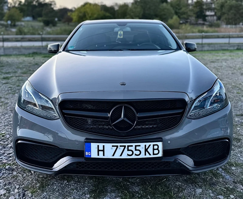 Mercedes-Benz E 220 CDI 63AMG, снимка 1 - Автомобили и джипове - 47468134