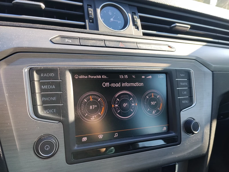 VW Passat B8/2.0 TDI 150 к.с/Keyless/Цена до 18.01.2026, снимка 10 - Автомобили и джипове - 53098324